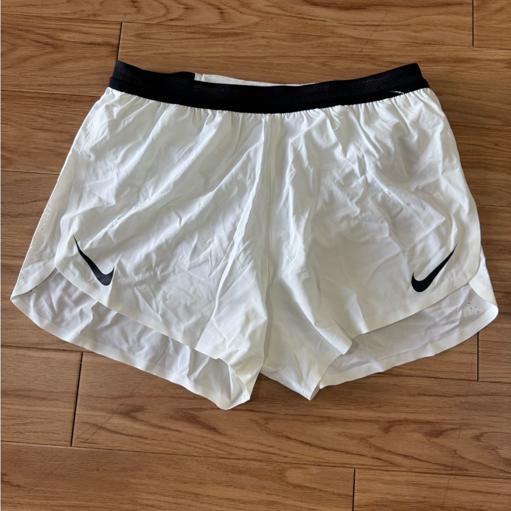 men’s Nike size medium running shorts